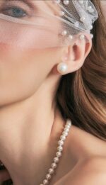 BRINCO PEROLA SHELL 12MM - BANHO OURO AMARELO - Imagem 2