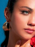 MEIA ARGOLA 5 AROS - BANHO EM OURO AMARELO - Imagem 2